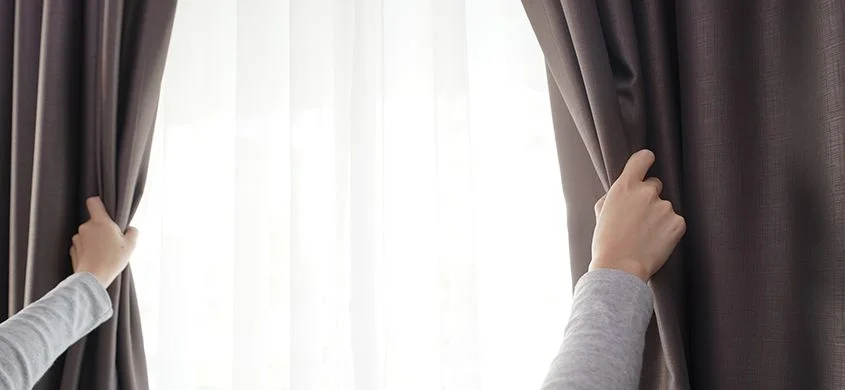 Qué son y cómo se utilizan las cortinas térmicas en el hogar